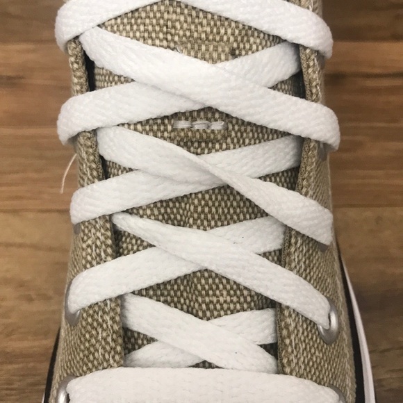 CONVERSE CTAS HIGH TOP BRAND NEW - Picture 8 of 16